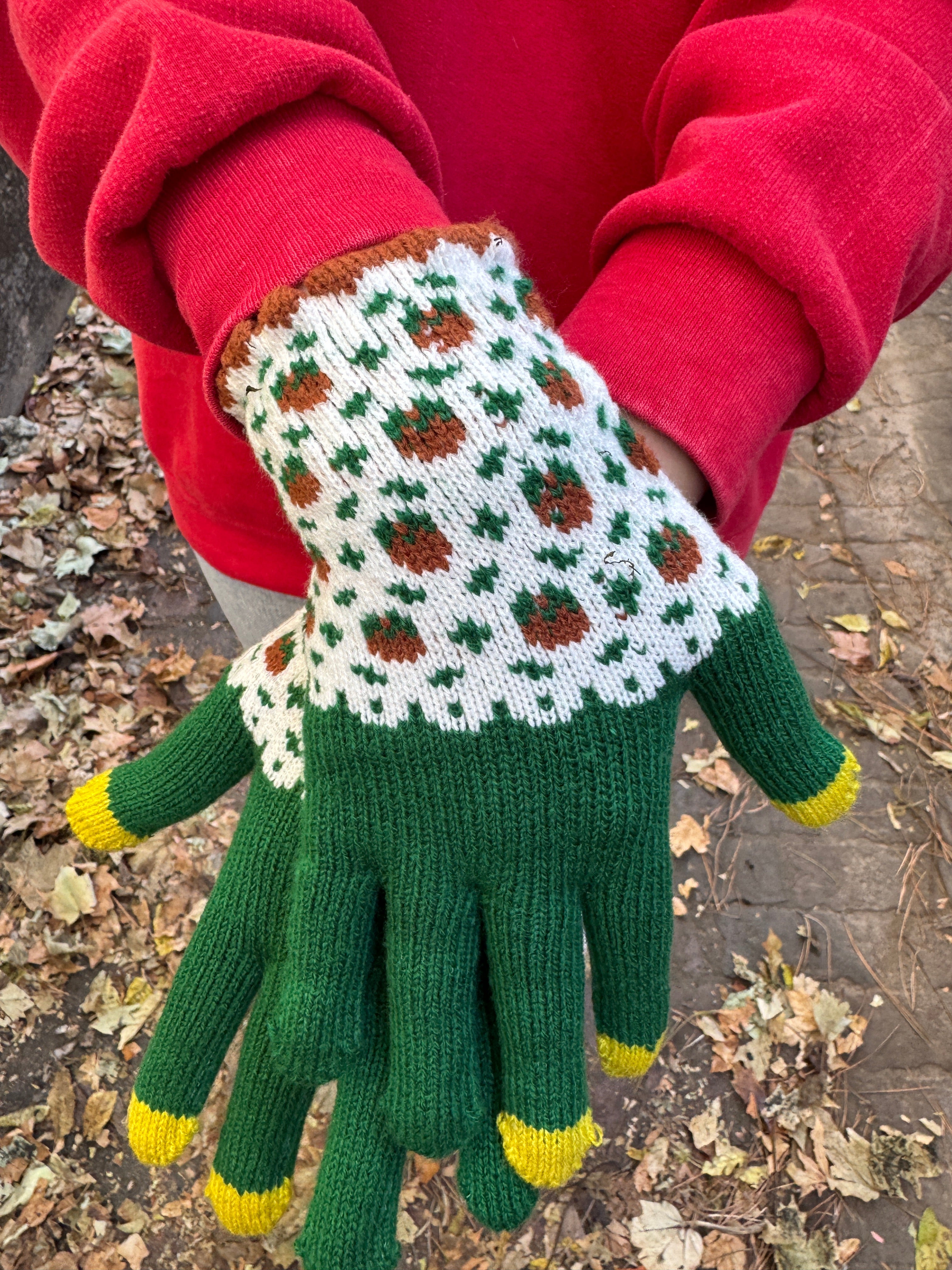 Recycled Material Gloves