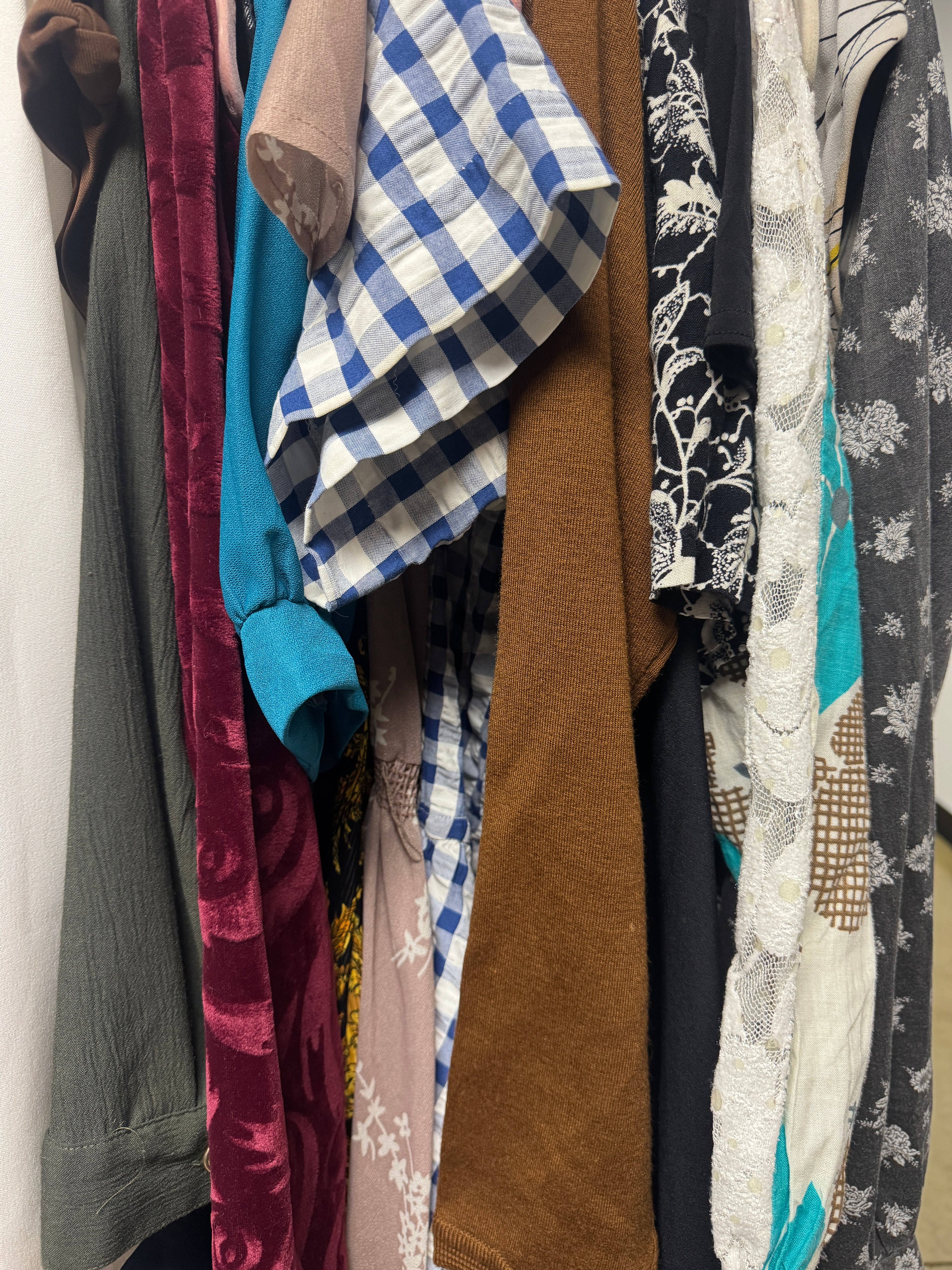 PRE-LOVED VINTAGE