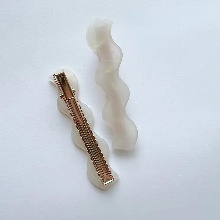 Wavy Hair Clip