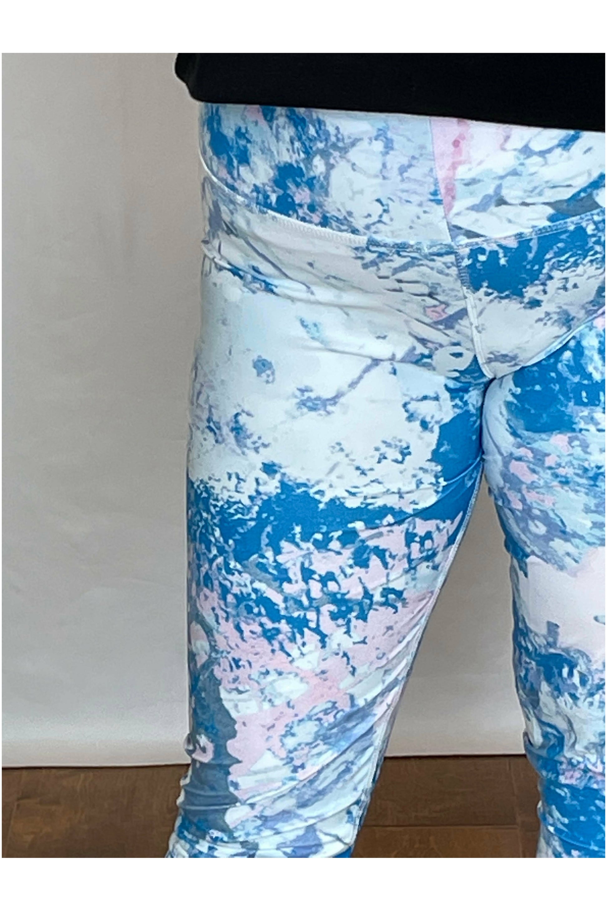 Gray Tie-Dye Active Legging